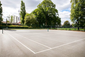 Ealing council tennis court facilities